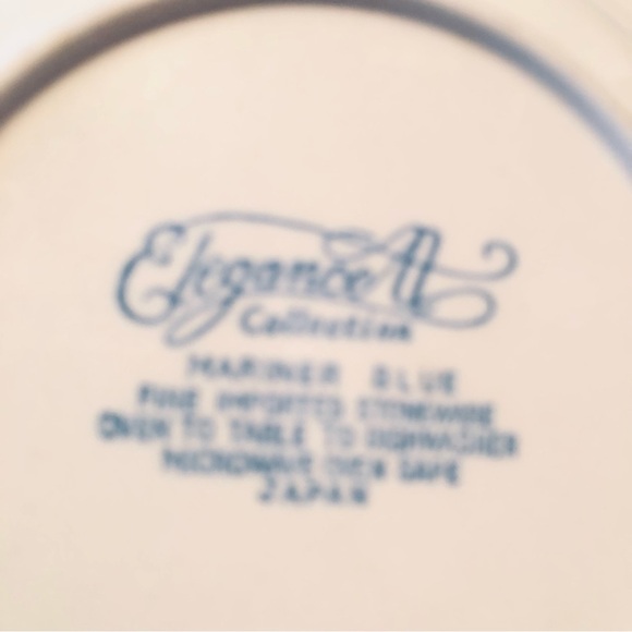 Vintage Elegance II Collection stoneware gravy boat - Picture 7 of 7